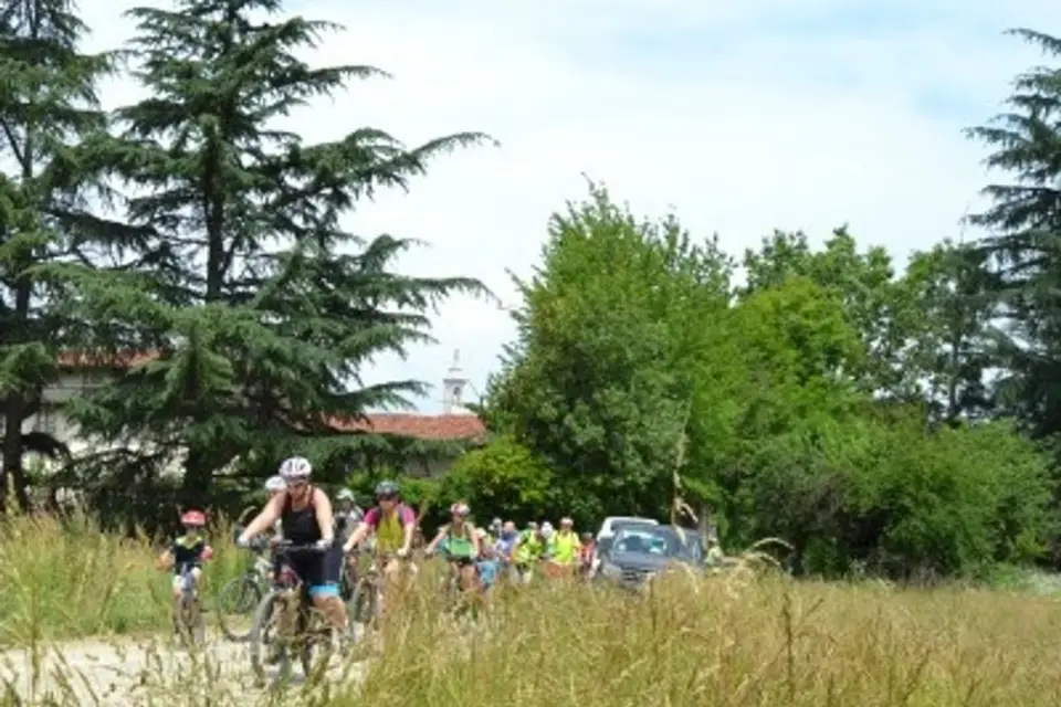 Gravel Laghi e Castelli Anfiteatro morenico di Ivrea